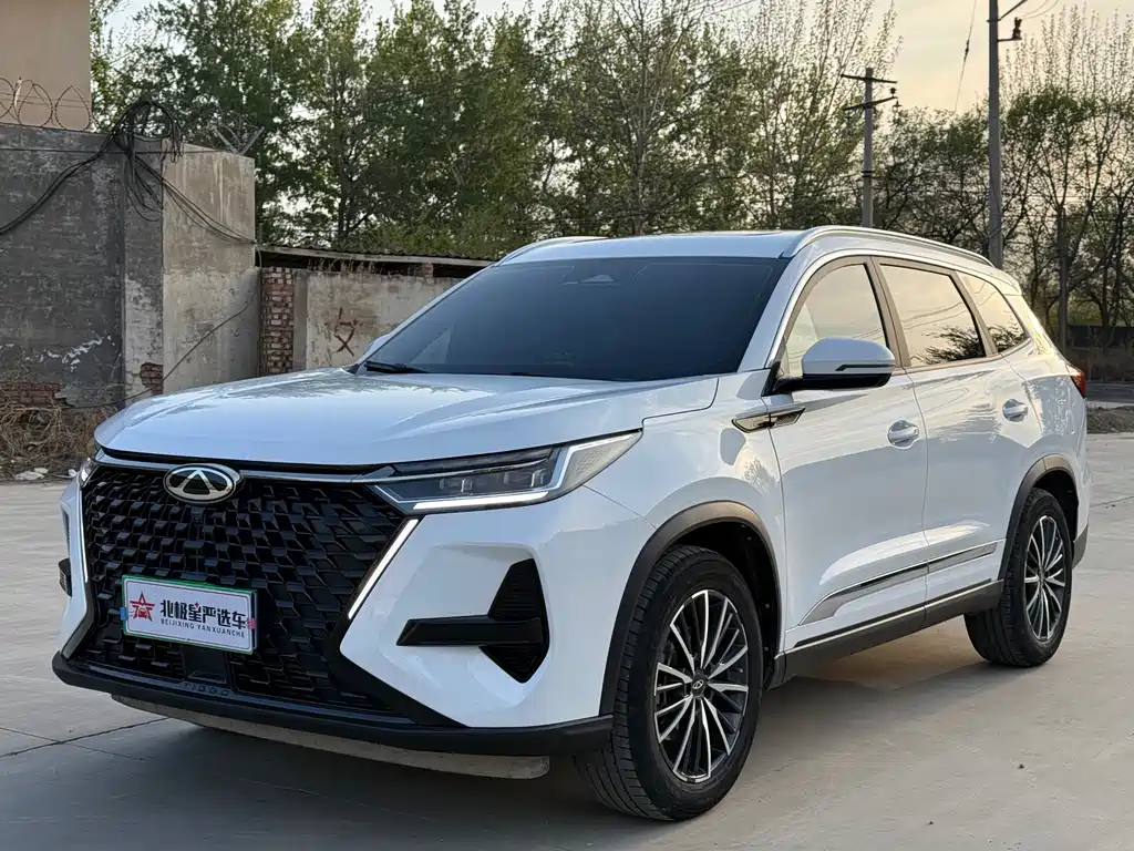 Chery Tiggo 8 PRO 2023 — фото 1