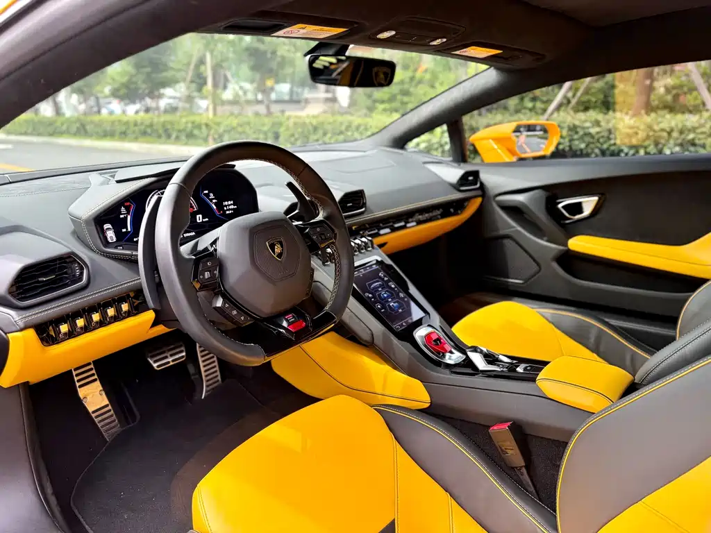 Lamborghini Huracan 2023 — фото 4