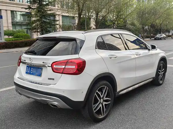 Mercedes-Benz GLA 2017