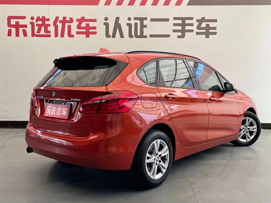 BMW 2 Series Active Tourer 2017 — фото 5