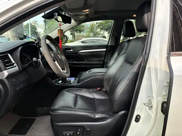 Toyota Highlander 2018