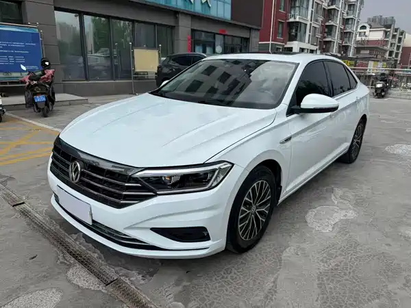 Volkswagen Sagitar 2020