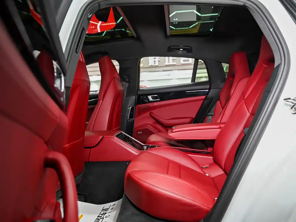 Porsche Panamera 2019 — фото 13