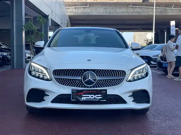 Mercedes-Benz C-Class 2020