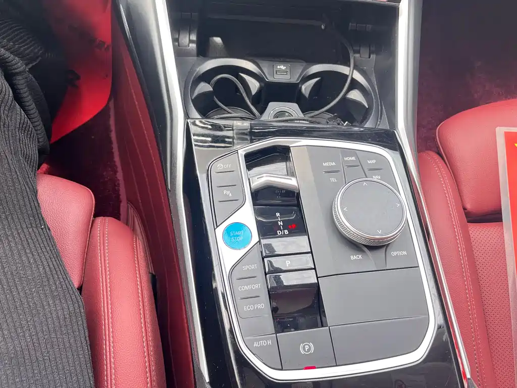 BMW i3 2023 — фото 9