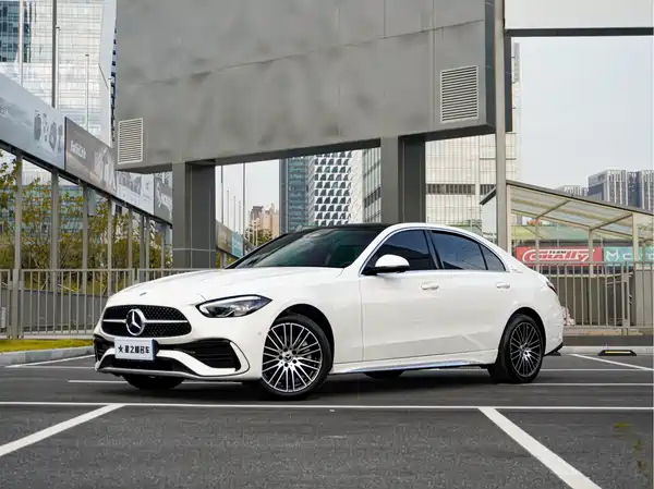 Mercedes-Benz C-Class 2025