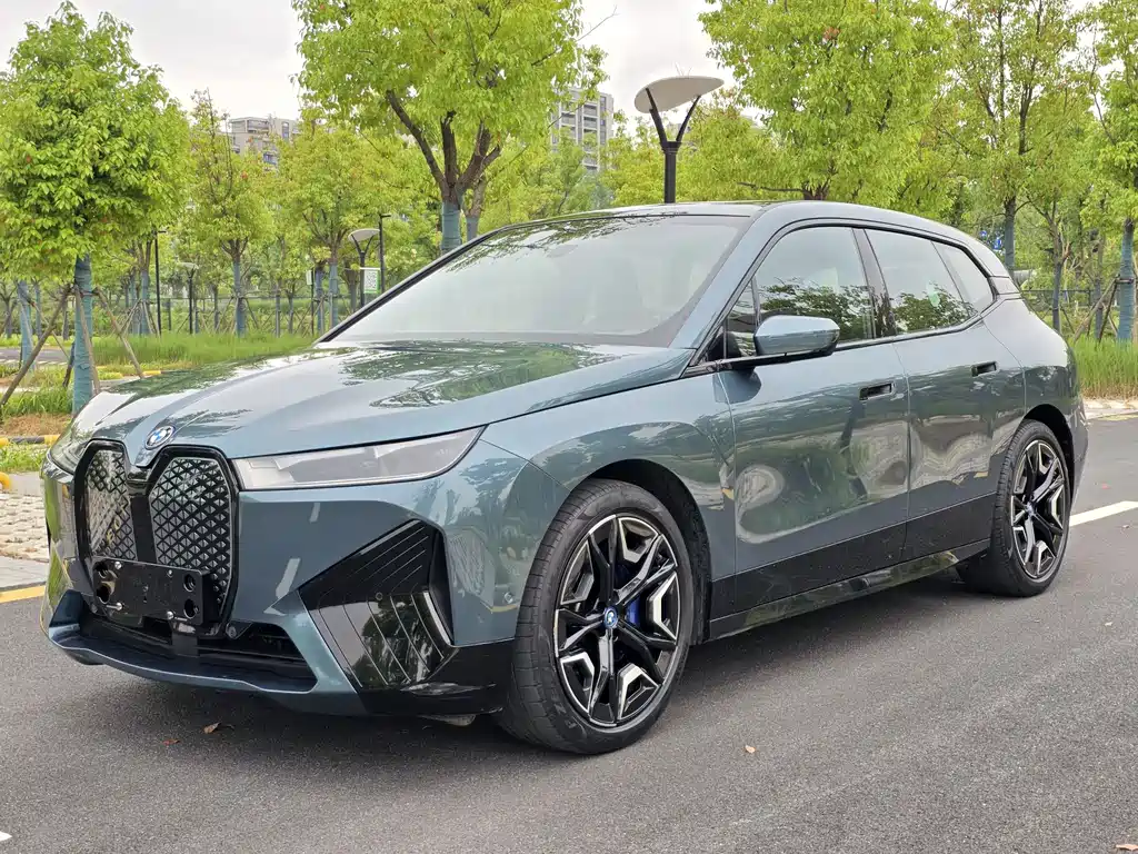 BMW iX 2022
