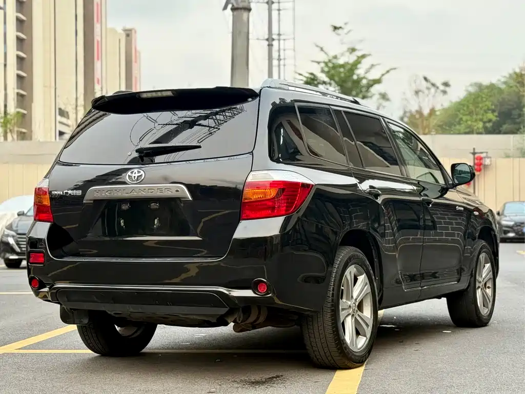 Toyota Highlander 2012 — фото 5