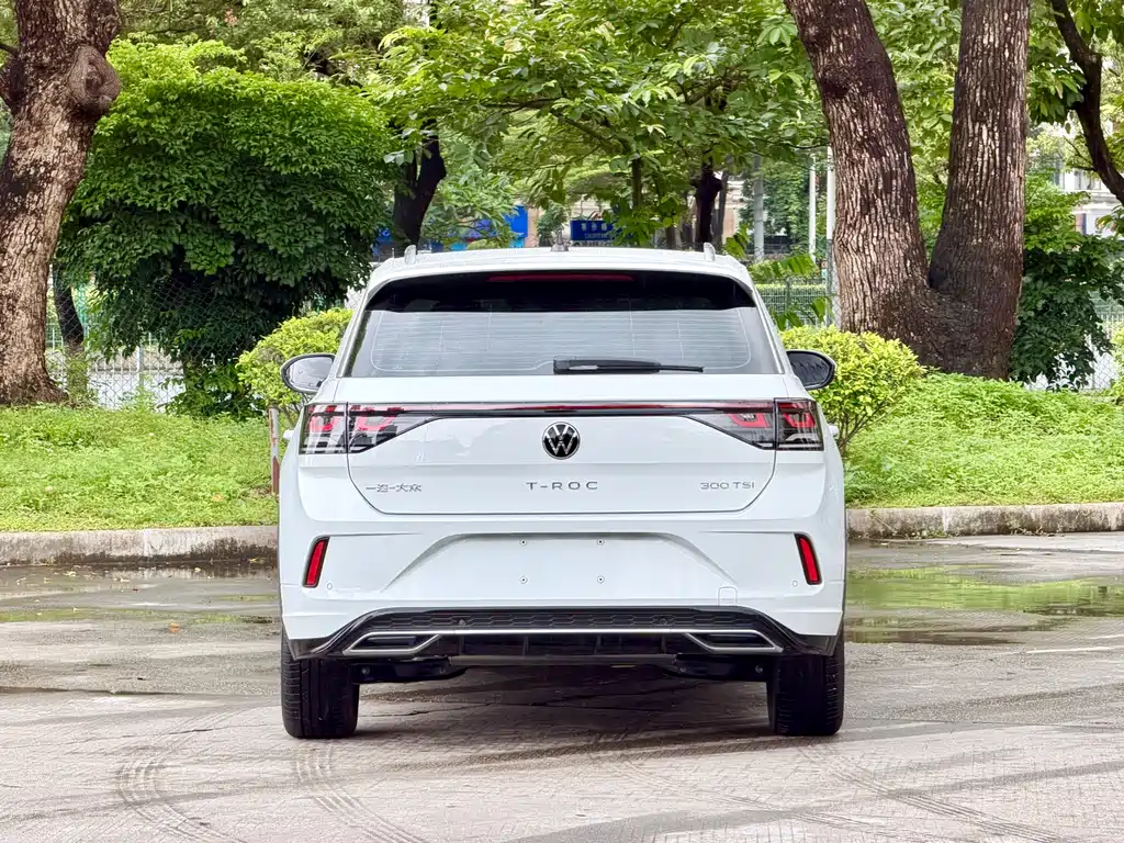 Volkswagen T-Roc 2025