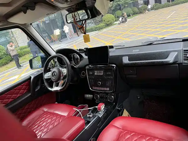 Mercedes-Benz G-Class 2017