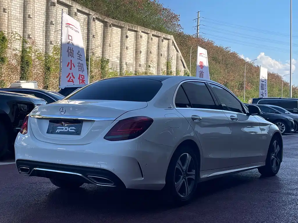 Mercedes-Benz C-Class 2020 — фото 12