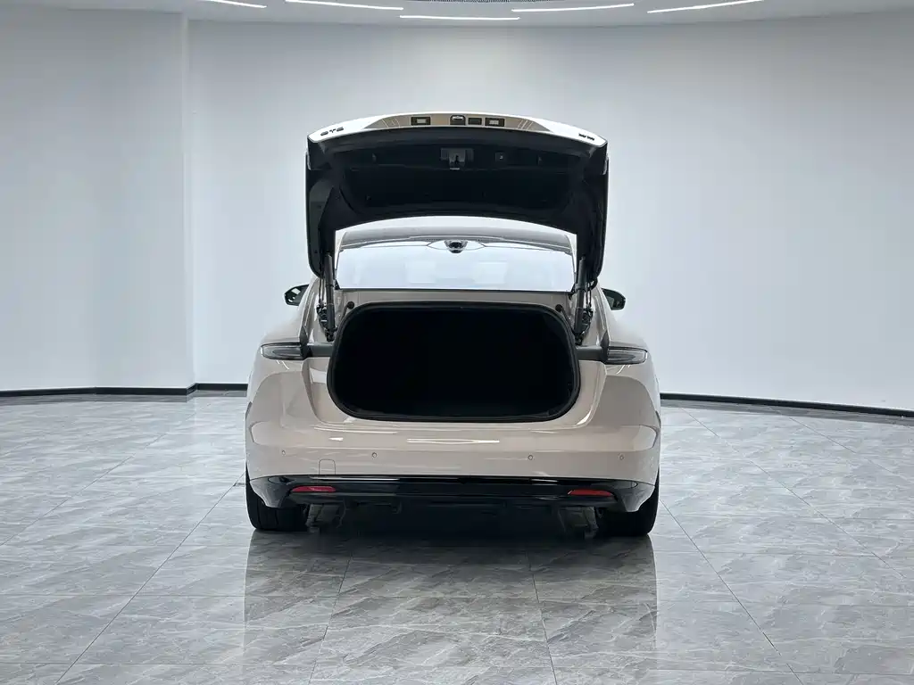 NIO ET5 2025 — фото 10