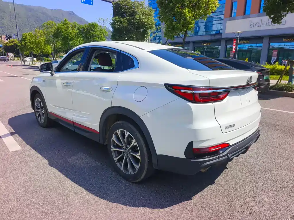 Changan CS85 COUPE 2022 — фото 10