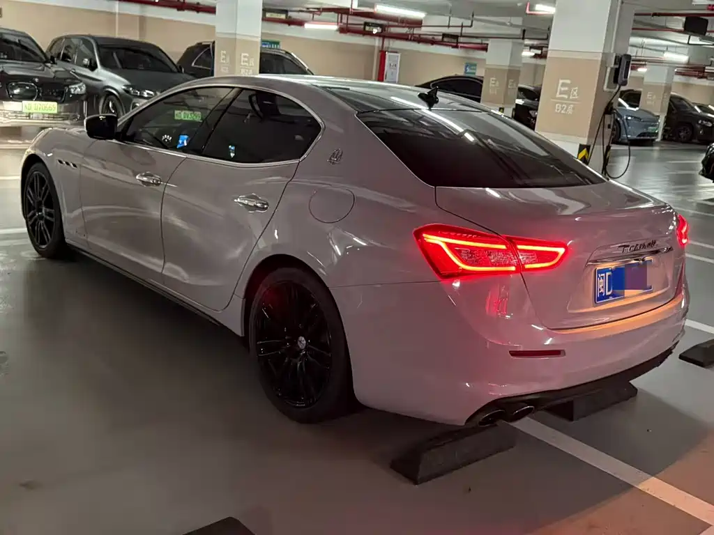 Maserati Ghibli 2018 — фото 4