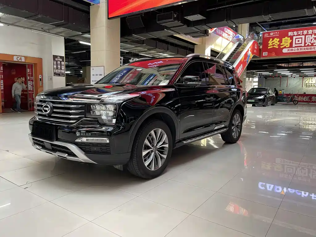 GAC Motor Trumpchi GS8 2017 — фото 1