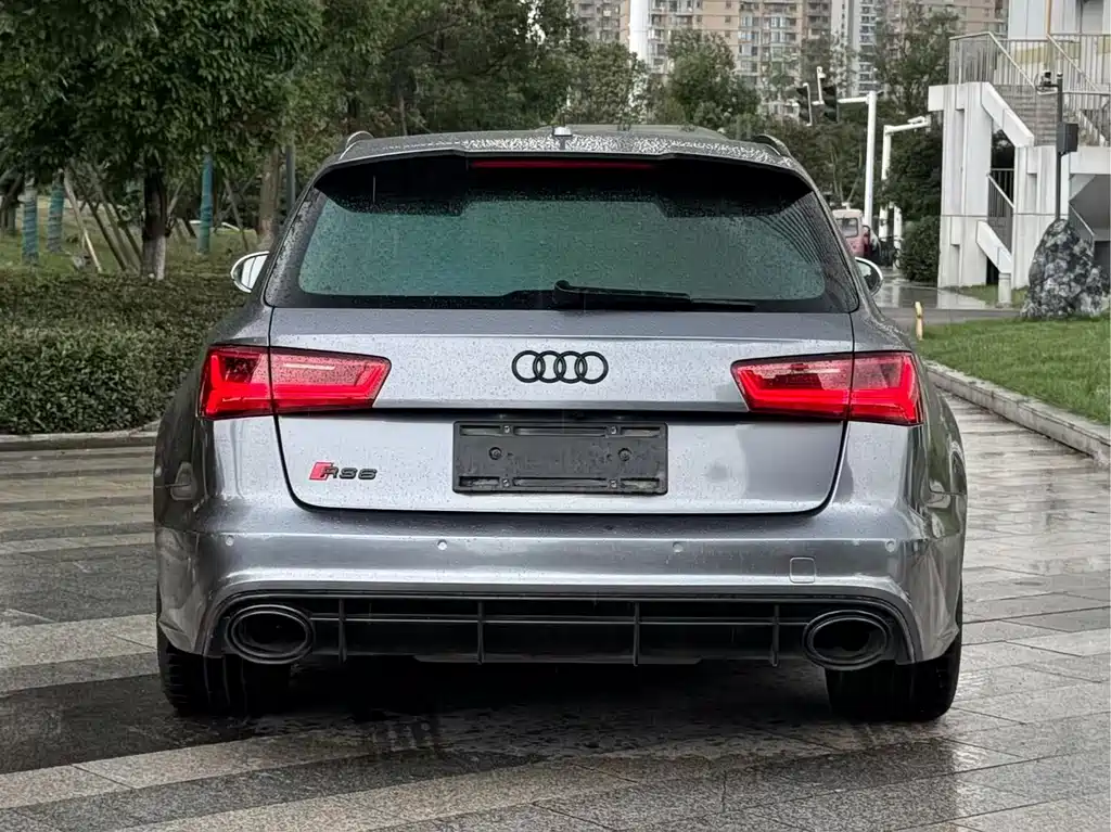 Audi RS 6 2020 — фото 8