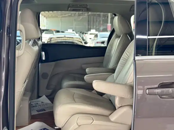 Buick GL8 2016
