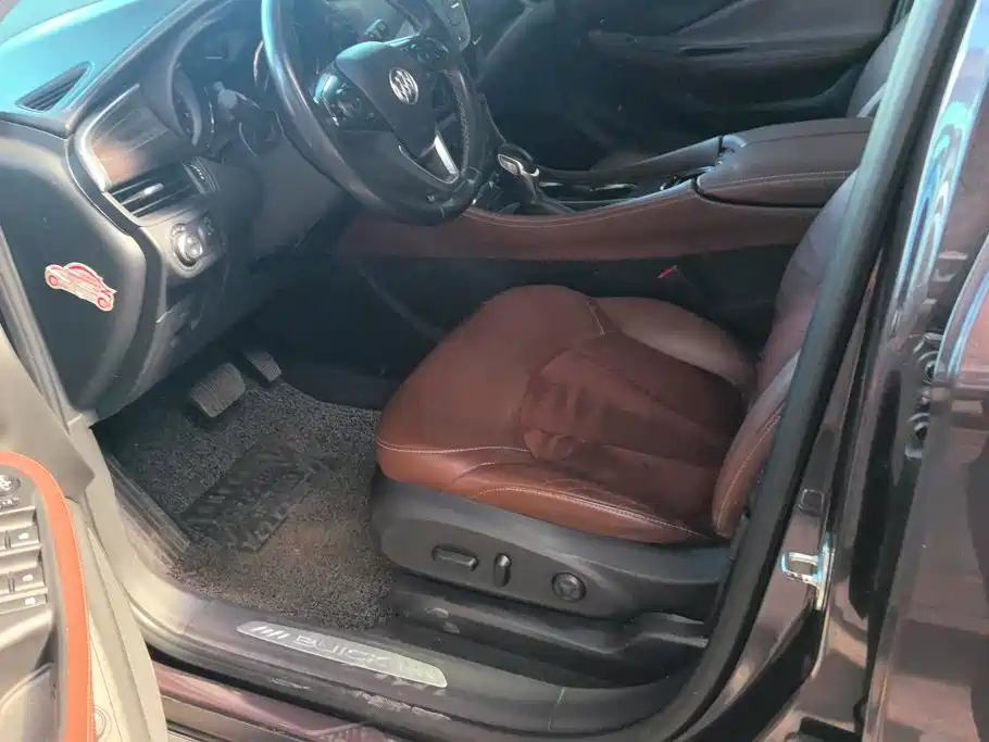 Buick Envision Plus 2017 — фото 9