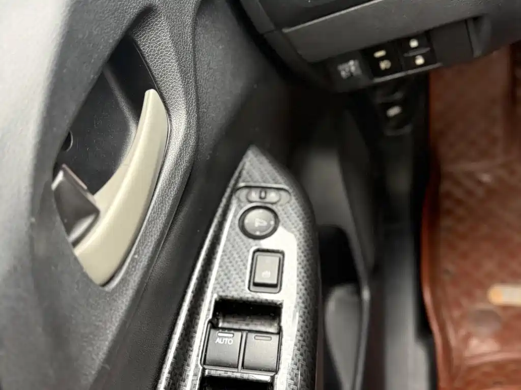 Honda Fit 2016 — фото 15