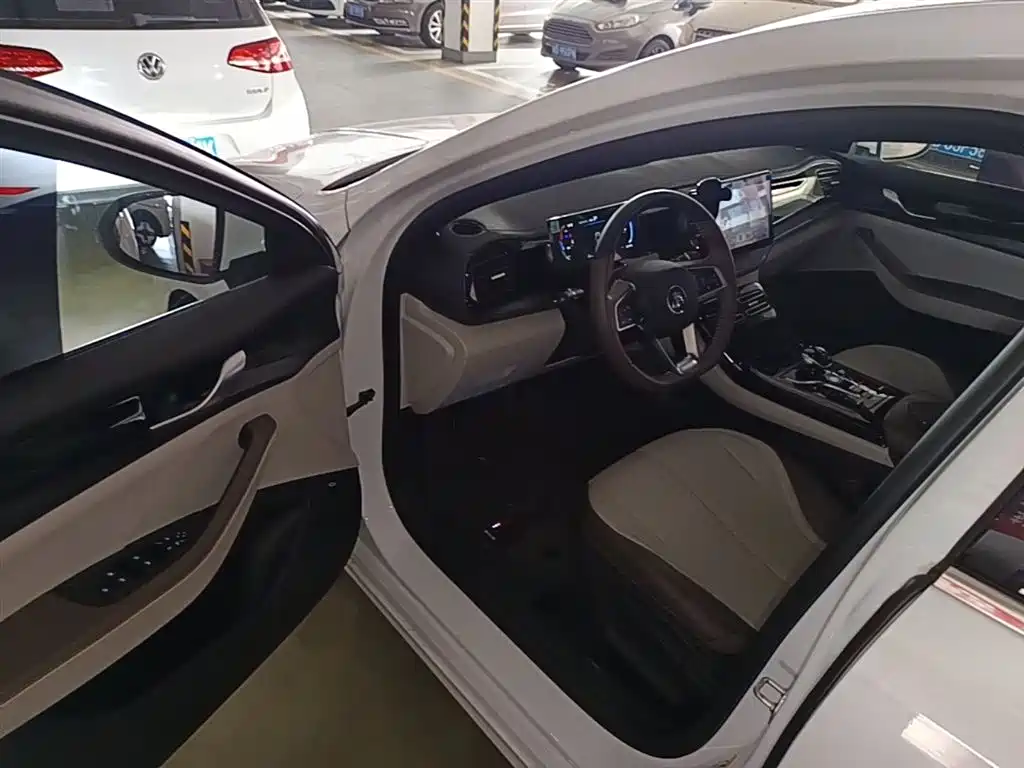 BYD Qin PLUS 2024 — фото 16