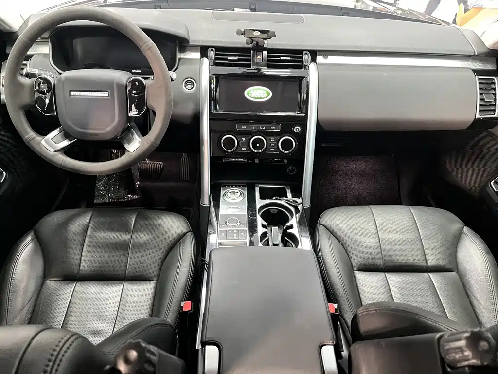 Land Rover Discovery 2020 — фото 14