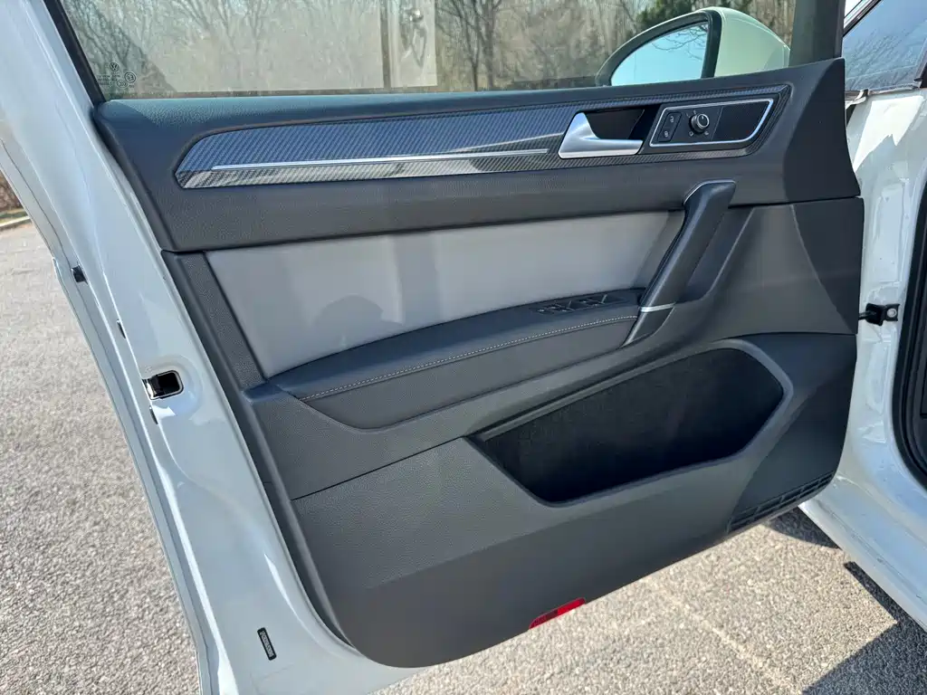 Volkswagen Golf Sportsvan 2019 — фото 10