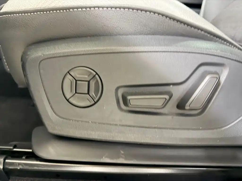 Audi Q3 2022 — фото 17
