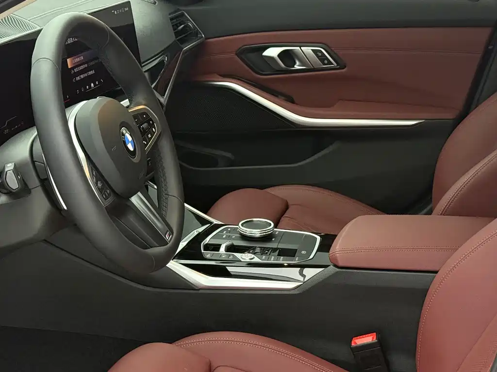 BMW 3 Series 2023 — фото 19