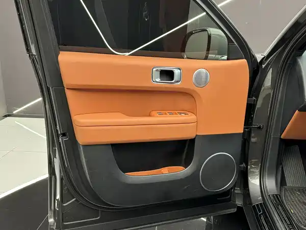 Li Auto L6 2024