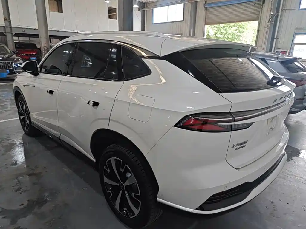 Roewe D5X DMH 2024 — фото 5