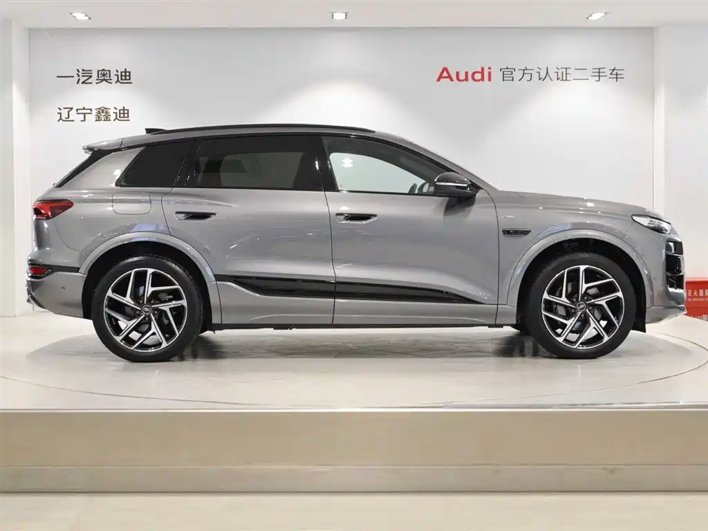 Audi Q6L e-tron 2025 — фото 3