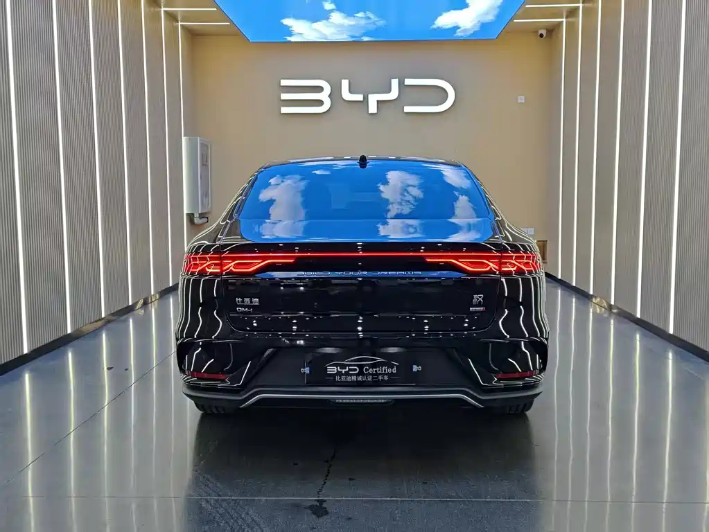 BYD Han 2025 — фото 17
