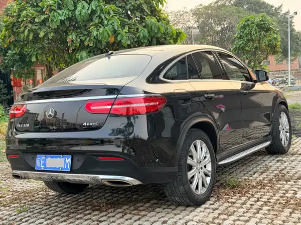 Mercedes-Benz GLE Coupe 2015