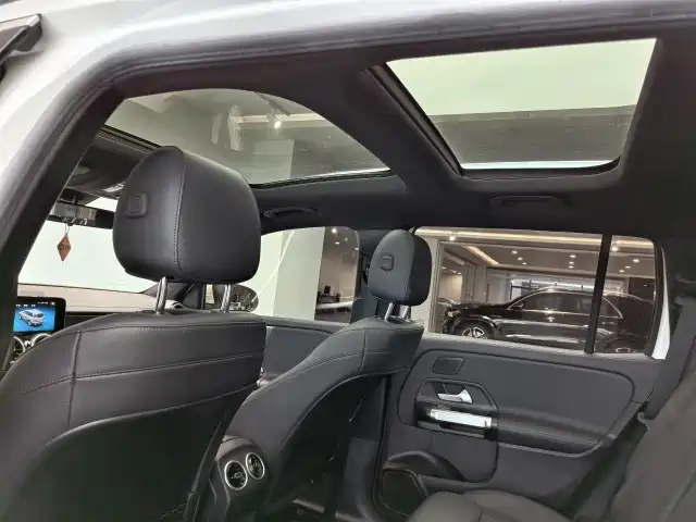 Mercedes-Benz GLB 2020 — фото 8