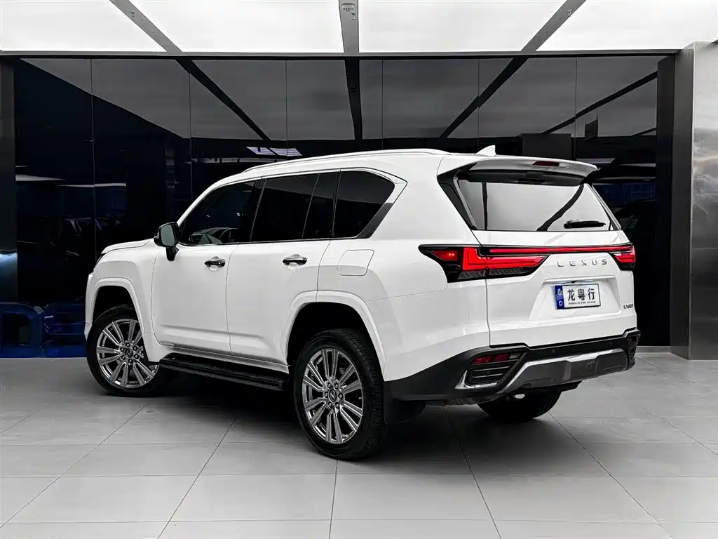 Lexus LX 2024 — фото 4