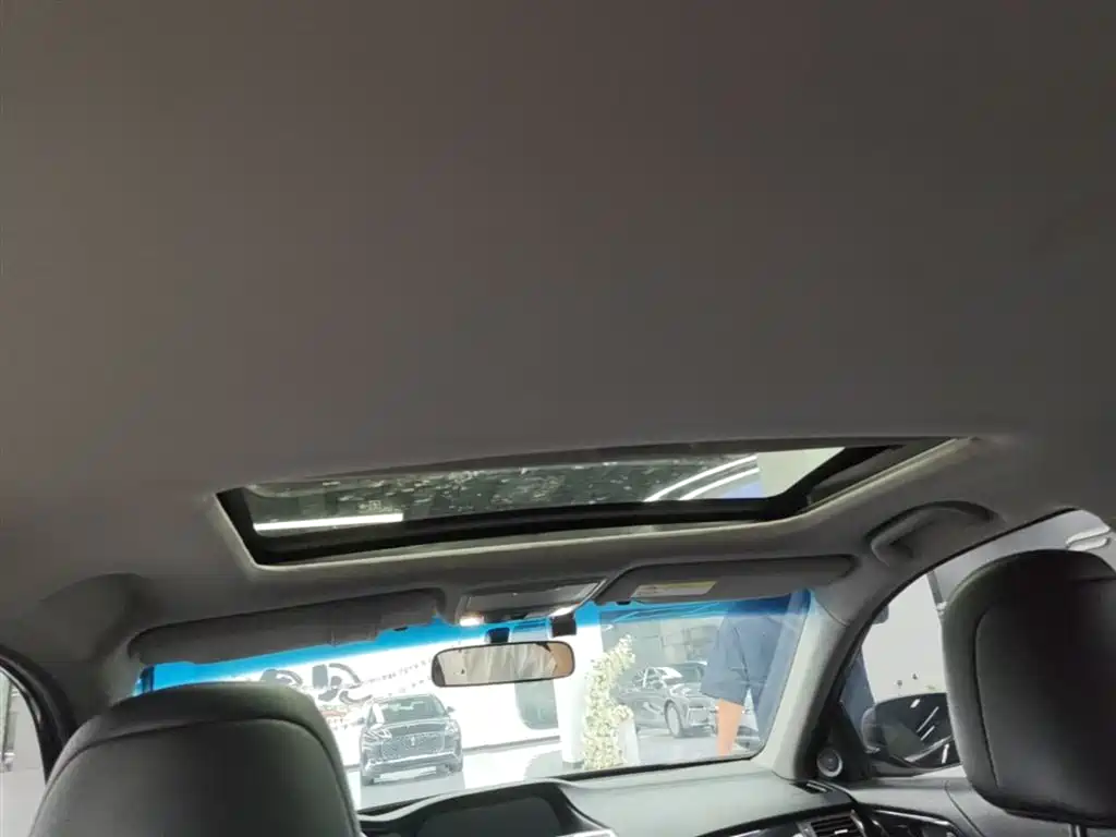 Honda Accord 2017 — фото 18