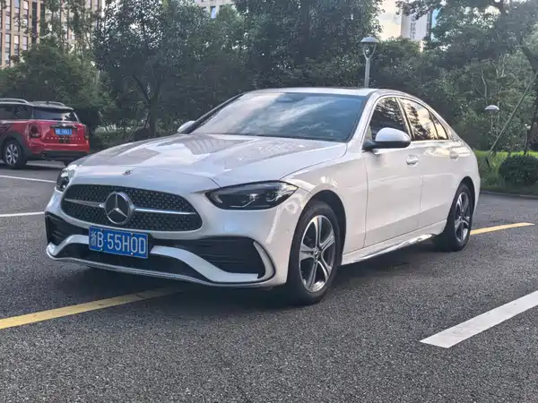 Mercedes-Benz C-Class 2022