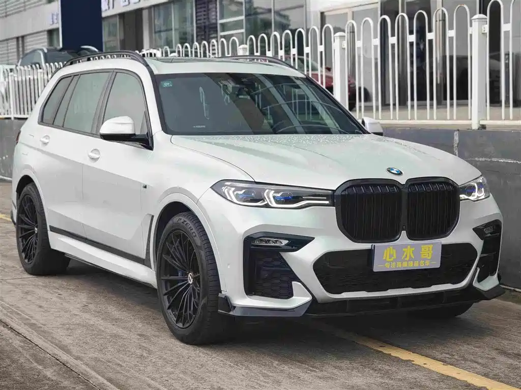 BMW X7 2022