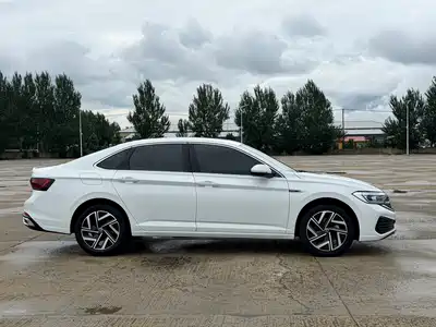 Volkswagen Sagitar 2022