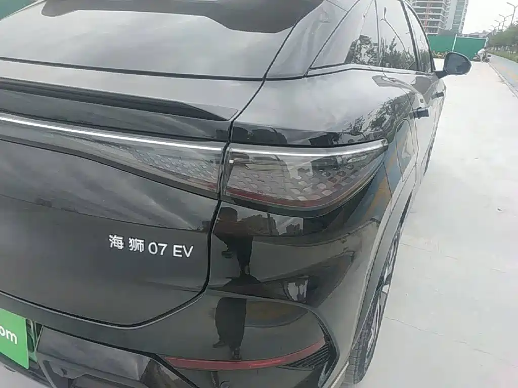 BYD Seal 07 EV 2024 — фото 8