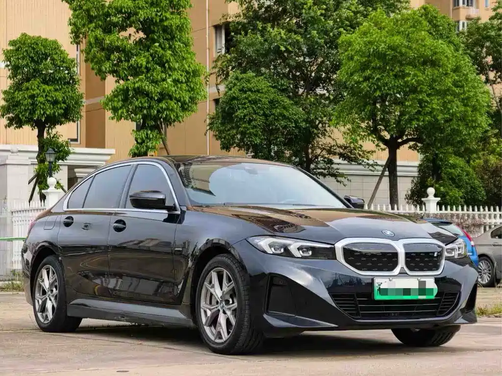 BMW i3 2022 — фото 3