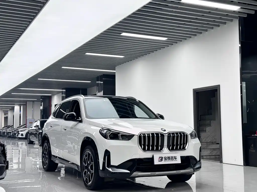 BMW X1 2023 — фото 3
