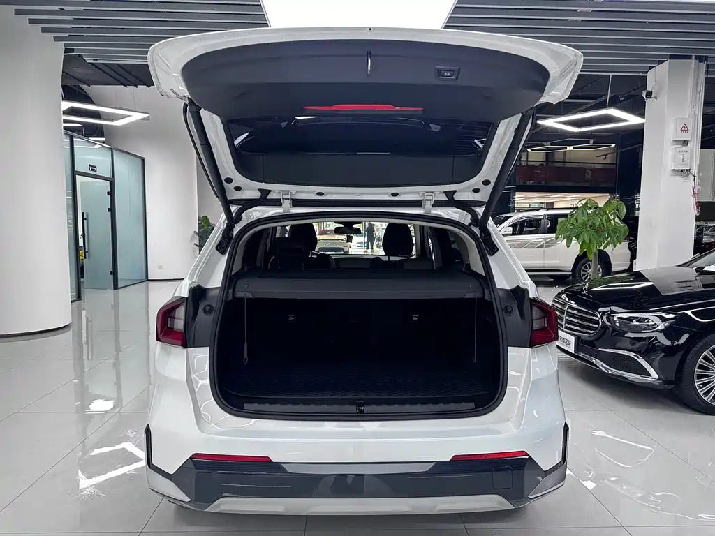 BMW X1 2023 — фото 15