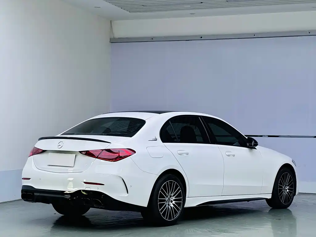 Mercedes-Benz C-Class 2023 — фото 6