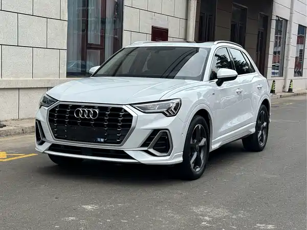 Audi Q3 2023