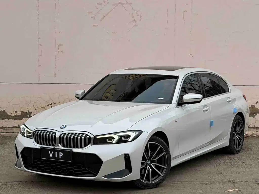 BMW 3 Series 2023 — фото 1