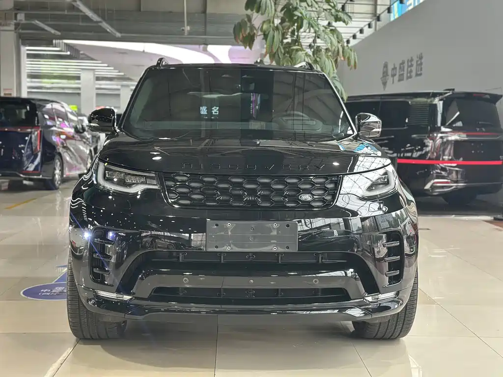 Land Rover Discovery 2025 — фото 2