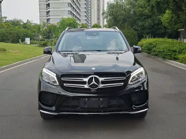 Mercedes-Benz GLE 2015
