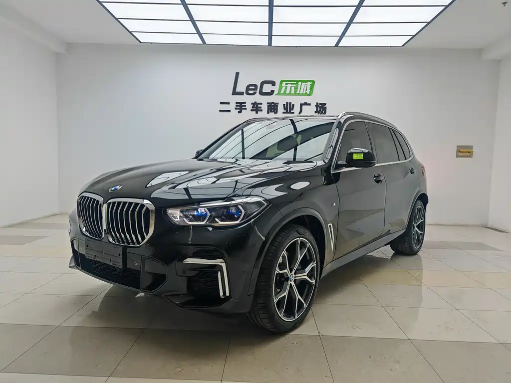 BMW X5 2023 — фото 1