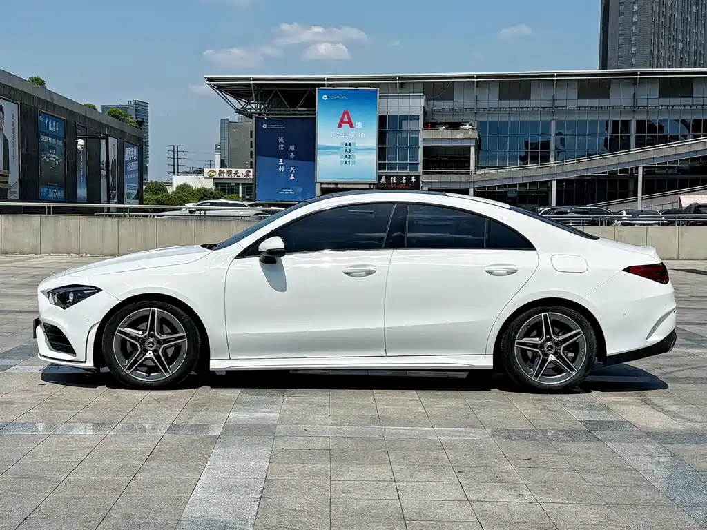 Mercedes-Benz CLA 2023 — фото 3